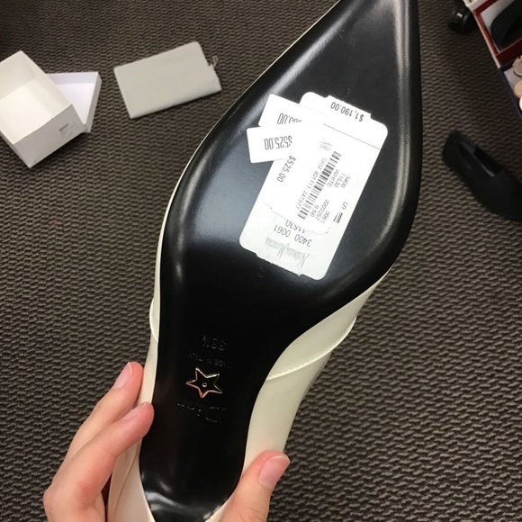 100% authentic New Christian Dior boot - Picture 3 of 3